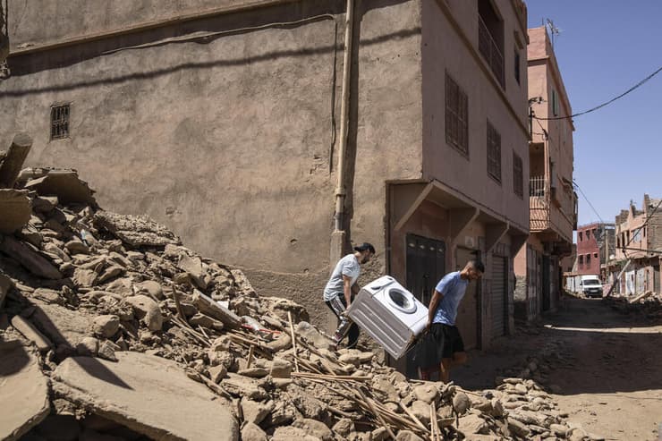 באזור הכפר אמיזמיז מרוקו רעידת אדמה