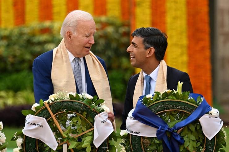 נשיא ארה"ב ג'ו ביידן עם ראש ממשלת בריטניה רישי סונאק וראש  ממשלת הודו נרנדרה מודי בשולי פסגת G20 בניו דלהי 10 בספטמבר