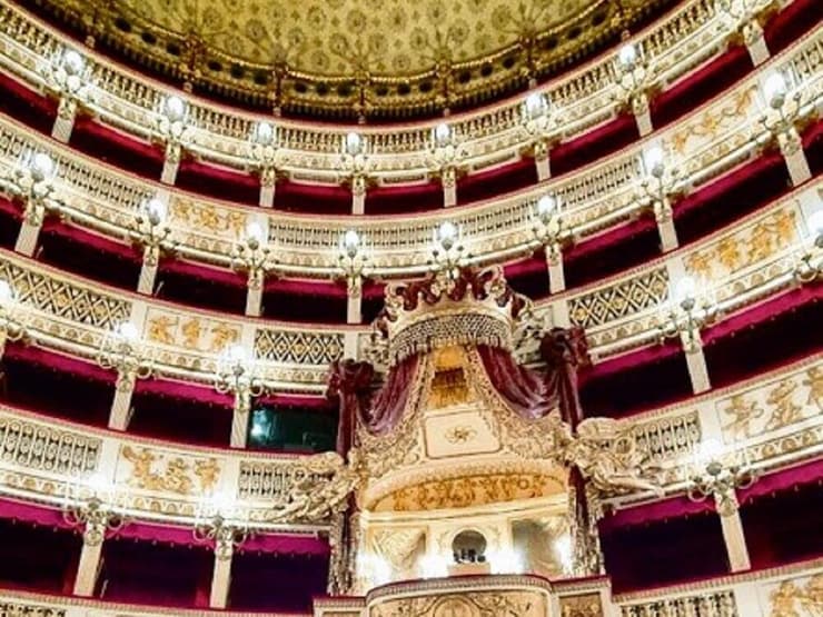 בית האופרה העתיק - תיאטרון סאן קרלו