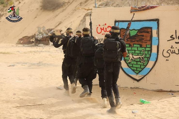 תרגיל צבאי של חמאס וגא"פ ברצועת עזה