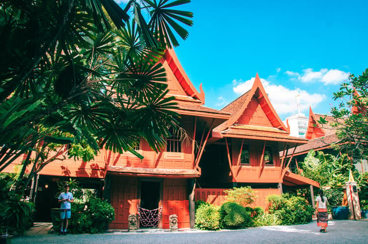 מוזיאון בית ג'ים תומפסון, מאגד את מסורות הבנייה התאילנדיות