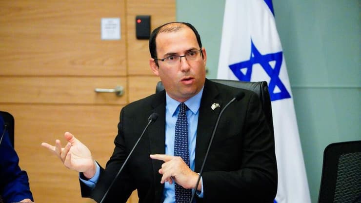 שמחה רוטמן בוועדת החוקה. מתח ביקורת על דברי נציגת האוצר (צילום: שלו שלום ) ועדת החוקה חוק ומשפט- דיון בכללי ניגוד העניינים החלים על שופטים