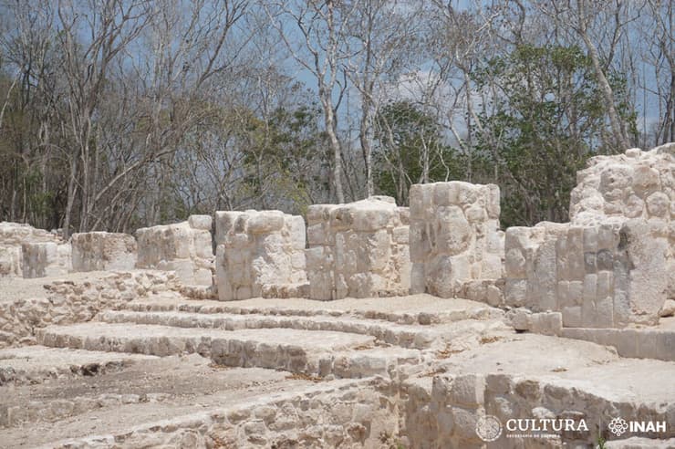 שרידי המבנים העתיקים שהתגלו באתר הארכיאולוגי קאבה שבחצי האי יוקטן