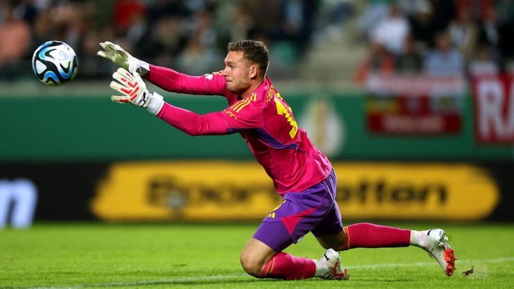 שוער באיירן מינכן דניאל פרץ