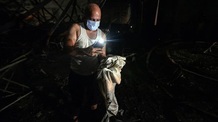הריסות אולם האירועים שעלה באש במחוז נינווה בעיראק