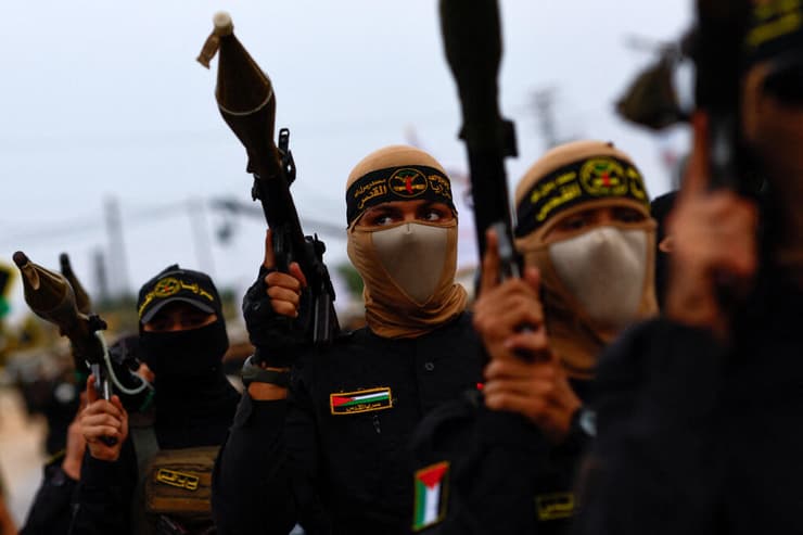 מצעד צבאי בעזה לציון 36 שנים להקמת ארגון הטרור הג'יהאד האיסלאמי