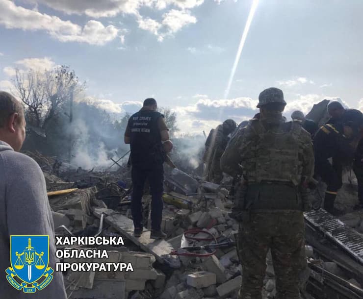 הריסות בכפר חורזה אוקראינה הפצצה רוסית