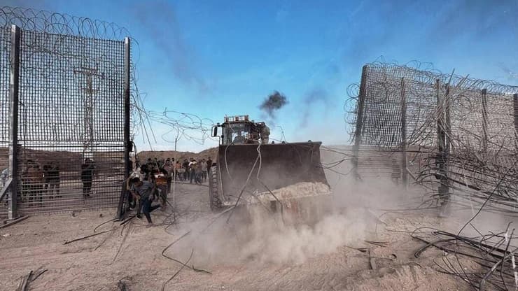 תיעוד פלסטיני: הגדר פרוצה בדרום רצועת עזה