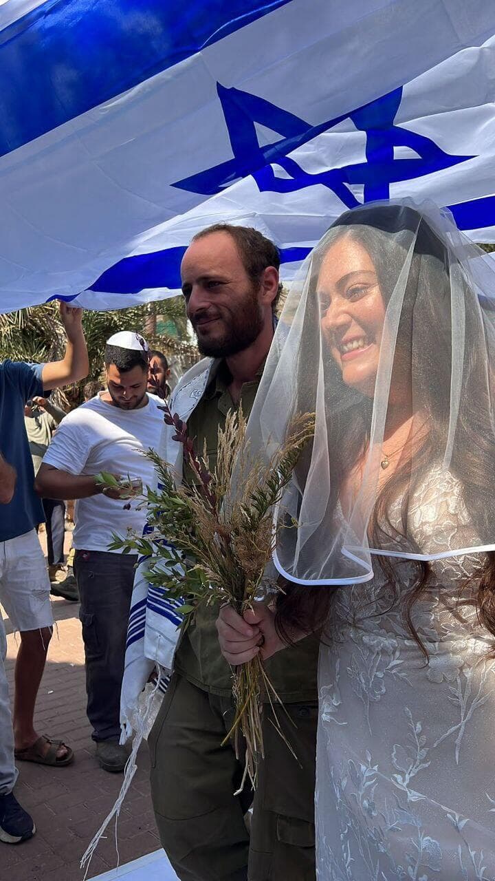 לירן אסף וסמ"ר במיל גל נדר  חתונה