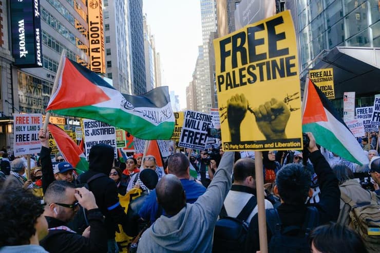 הפגנות פרו-פלסטיניות בניו יורק (צילום: The People's Forum) הפגנות פרו-פלסטיניות בניו יורק