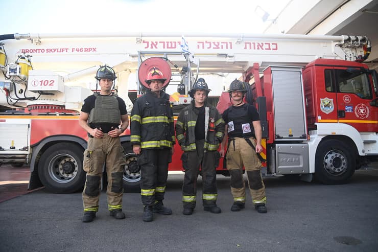 כבאים אמריקאים הגיעו להתנדב בישראל