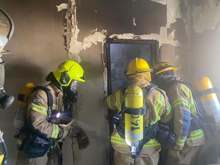 שריפה בבניין מפתח תקווה מנפילת יירוט