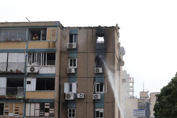 הבניין שנפגע בתל אביב