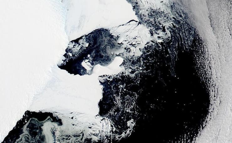 צילום לווייני של מזרח אנטארקטיקה