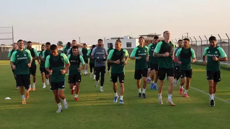 מכבי חיפה באימון ראשון בקפריסין