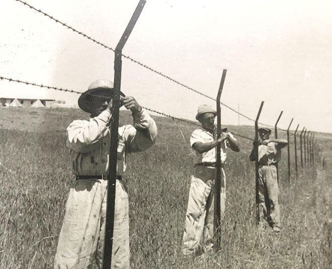 בניית הגדר הביטחונית הראשונה, 1943