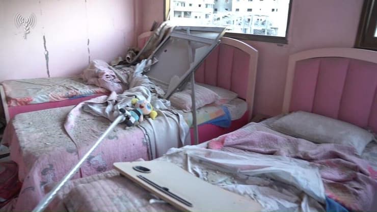 צילום: דובר צה"ל תיעוד: לוחמי צה״ל איתרו אתר לייצור ואחסון אמצעי לחימה של ארגון הטרור חמאס בתוך בניין מגורים