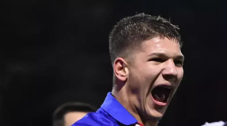 איבן מיאטוביץ' חוגג (האתר הרשמי של הכוכב האדום) איבן מיאטוביץ' חוגג