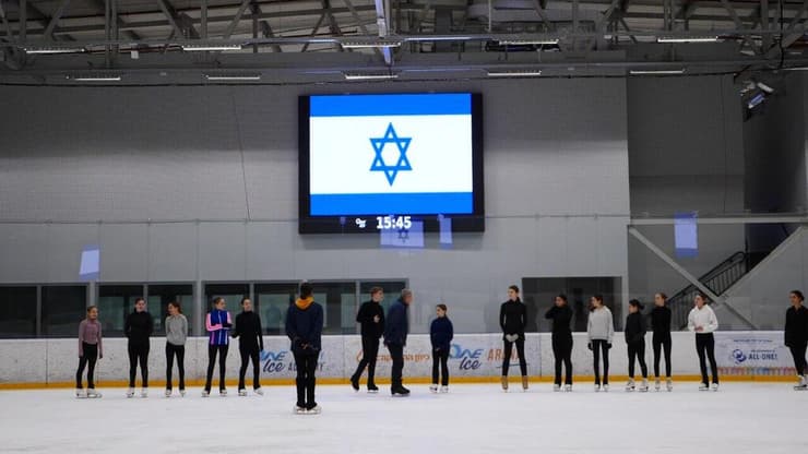 מתחם ההחלקה על הקרח מהגדולים ומהמתקדמים בישראל. 