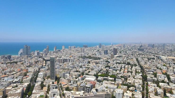 הנוף של תל אביב ממגדל מאייר