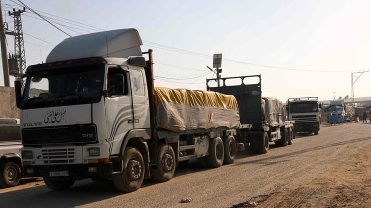 תיעוד משאיות הסיוע ההומניטארי הנכנסות לצפון רצועת עזה  