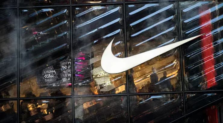 חנות נייקי (רויטרס) חנות נייקי