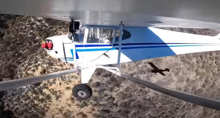 ארה"ב טרבור ג'ייקוב יוטיובר ריסק בכוונה מטוס בשביל עוקבים