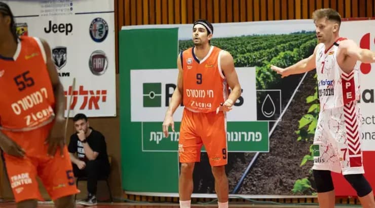 מירון רוינה ואיתי שגב (גיל נוימן) מירון רוינה ואיתי שגב