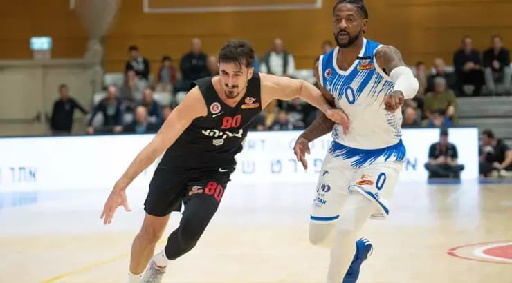 אלכס המילטון ואור קורנליוס (רועי כפיר) אלכס המילטון ואור קורנליוס