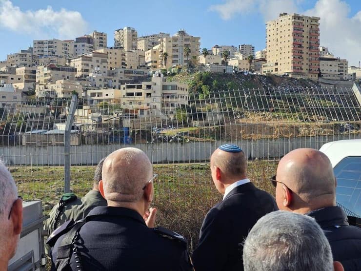 מבקר המדינה מתניהו אנגלמן בסיור בגדר הביטחון באזור ירושלים, השרון ובשומרון