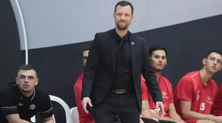 שי אולארציק