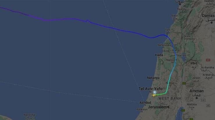 מטוס אלעל בטיסה לפלורידה סטה מהמסלול וטס מעל פאתי צור בלבנון