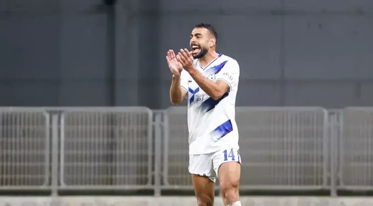 ווהיב חביבאללה אחרי השער (שחר גרוס) ווהיב חביבאללה אחרי השער