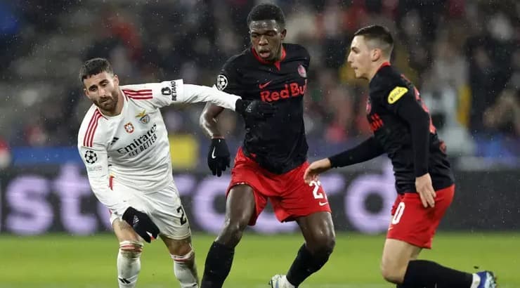 אוסקר גלוך ורפא סילבה (רויטרס) אוסקר גלוך ורפא סילבה