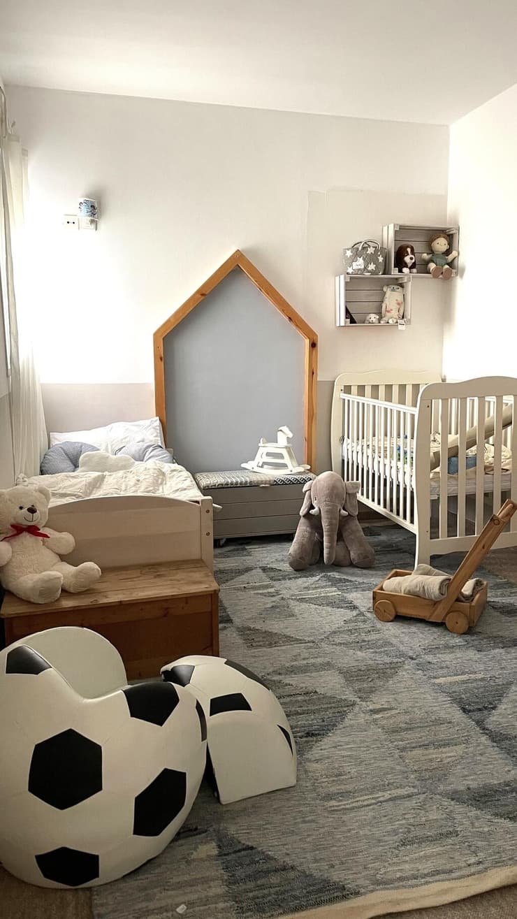 חדר הילדים בדירה הזמנית של דורין כהן מכפר עזה