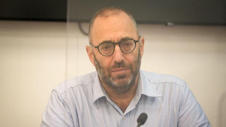 עמיקם שורר