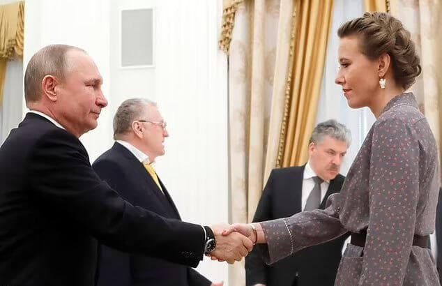  רוסיה קסניה סובצ'ק עם נשיא רוסיה ולדימיר פוטין