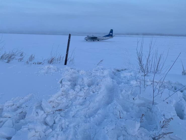 מטוס נוסעים רוסי נחת בטעות על נהר קפוא