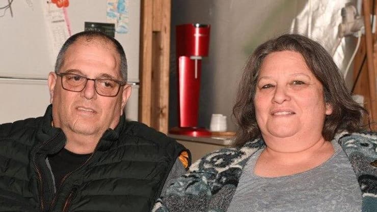 שחר שנורמן ואילת כהן מתגוררים בכפר עזה וסירבו לפינוי