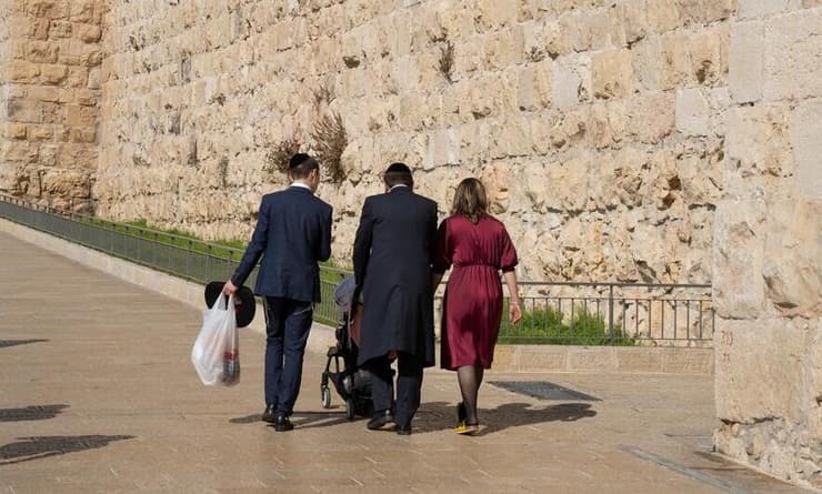 משפחה חרדית בירושלים
