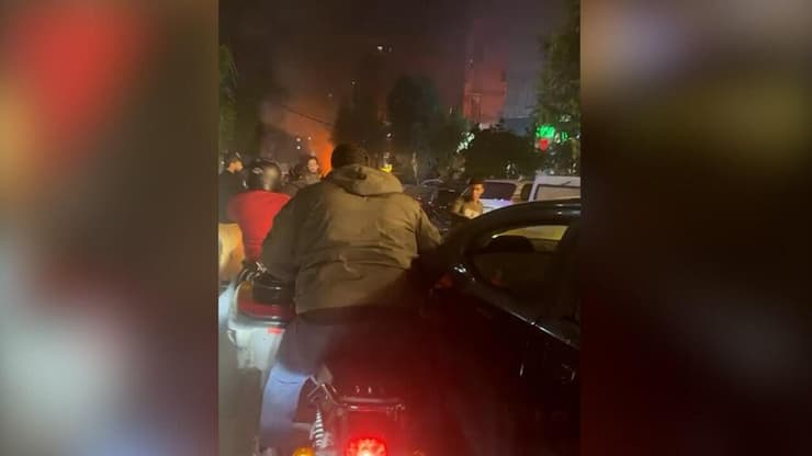 תיעוד מהפיצוץ ברובע הדאחייה בביירות, לבנון