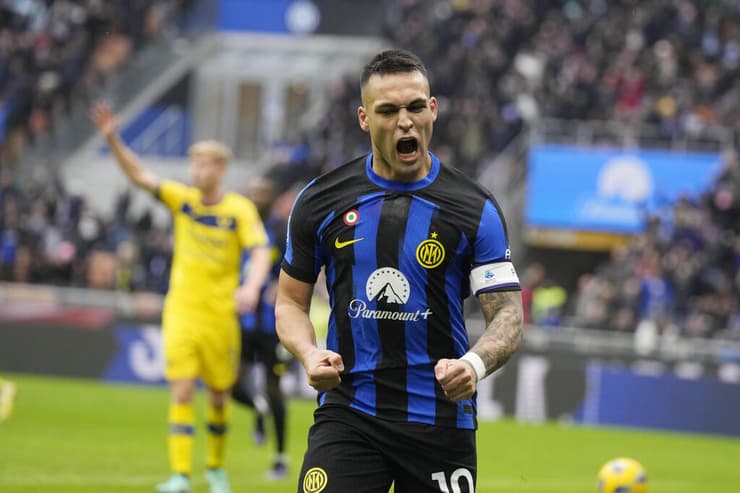 אינטר הצליחה לשמור עליו אצלה. מרטינס (צילום: AP Photo/Antonio Calanni) לאוטרו מרטינס