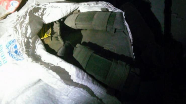 הוסטים הצבאיים שארגון הטרור חמאס החביא בתוך שקי אונר"א