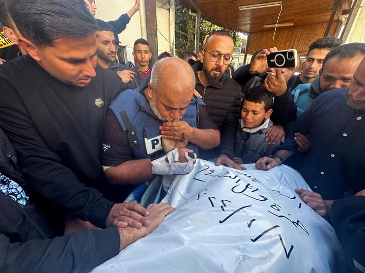 וואיל דחדוח ב הלווית בנו חמזה אל ג'זירה עזה הפצצה ישראלית