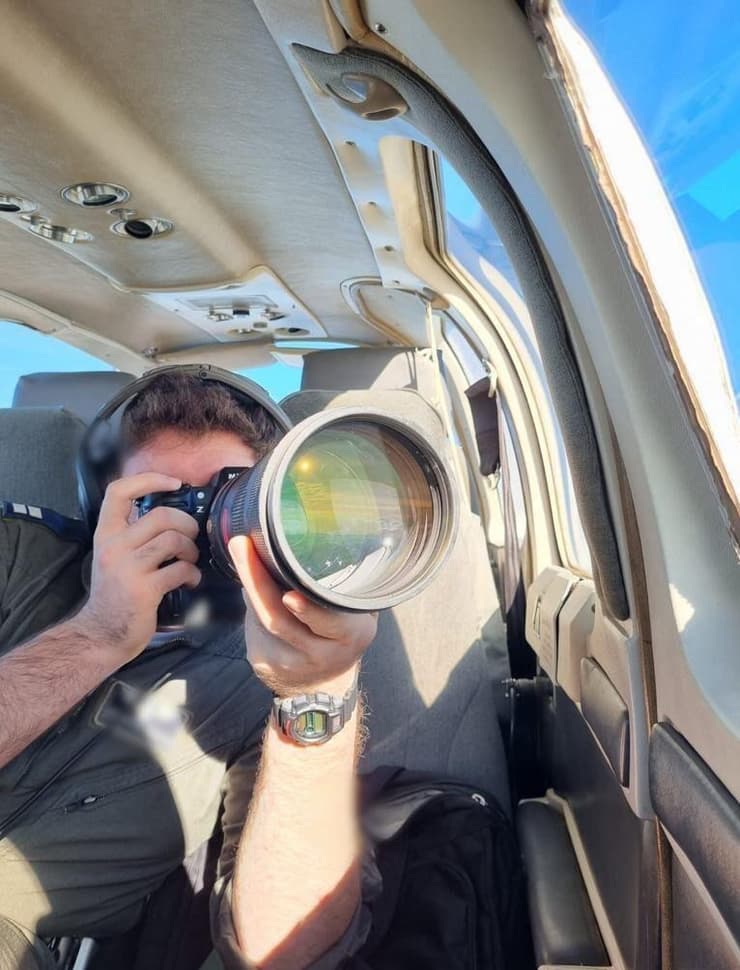 המתעדים שמצלמים ממטוס הצופית