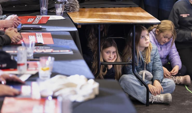 ארה"ב פריימריז רפובליקניים אייווה כינוס בחירות של רון דסנטיס