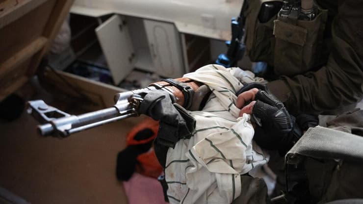 אמצעי לחימה שאותרו על ידי חטיבת 'יפתח' באל בורייג'