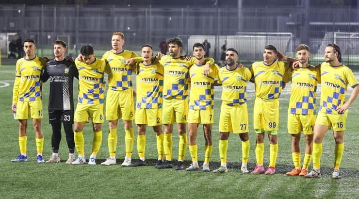 שחקני עירוני אשדוד (שחר גרוס) שחקני עירוני אשדוד