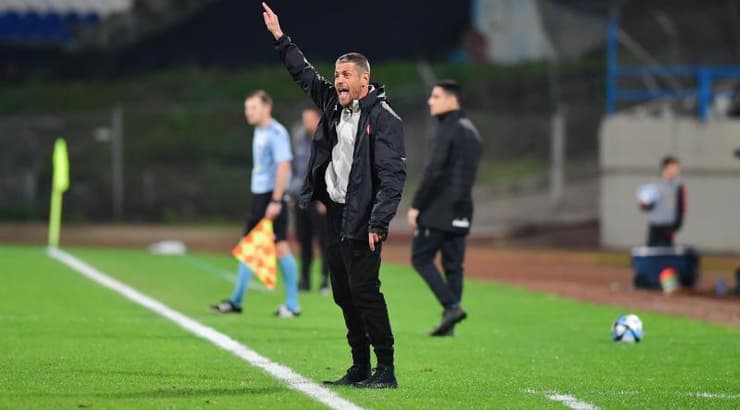 אורי גוטמן (חגי מיכאלי) אורי גוטמן