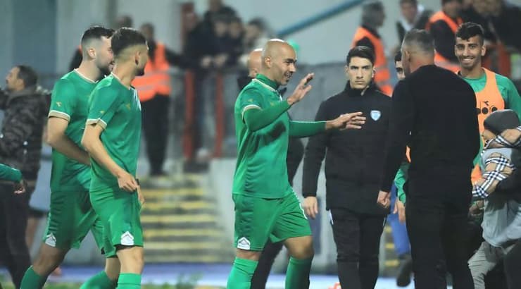 שחקני אחי נצרת חוגגים (חג'אג' רחאל) שחקני אחי נצרת חוגגים